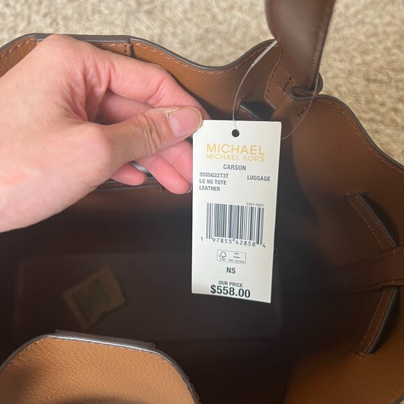 Micheal Kors Carson Large Pebbled Leather Tote Bag - Picture 5 of 7